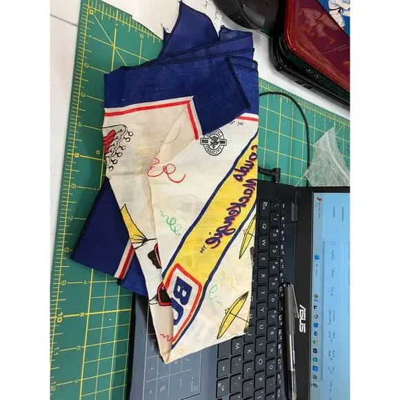 Bud Light Spuds McKenzie Bandana DEN6002 - Picture 6 of 6